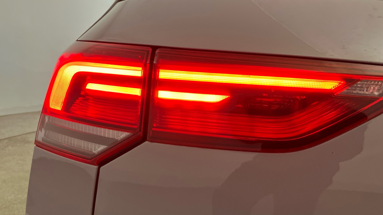 Volkswagen Golf 1.4 TSI eHybrid Style 5dr DSG Hatchback